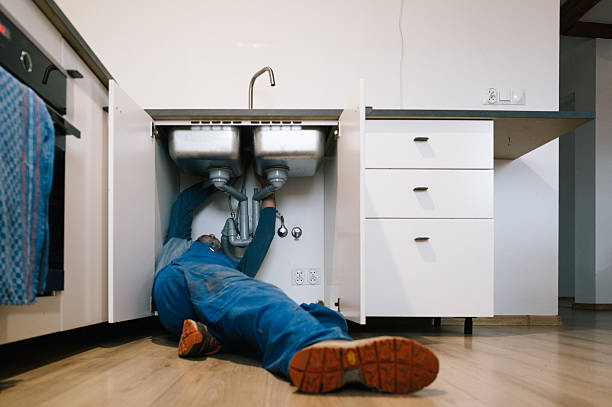 Professional Drain Cleaning technician working in Durham, OR